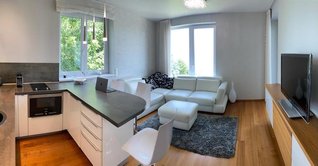 Marcelo Deluxe Apartment Тихань Экстерьер фото